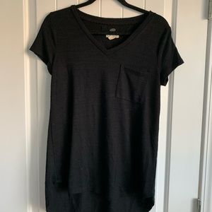 Black pocket t-shirt